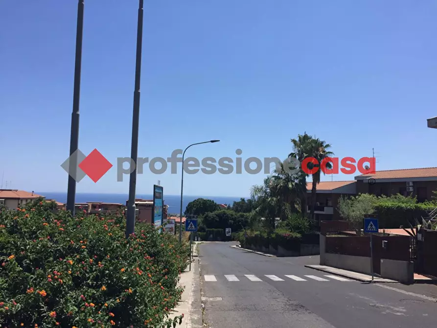 Immagine 37 di Villetta a schiera in affitto  in Via del Parco, 12 a Tremestieri Etneo