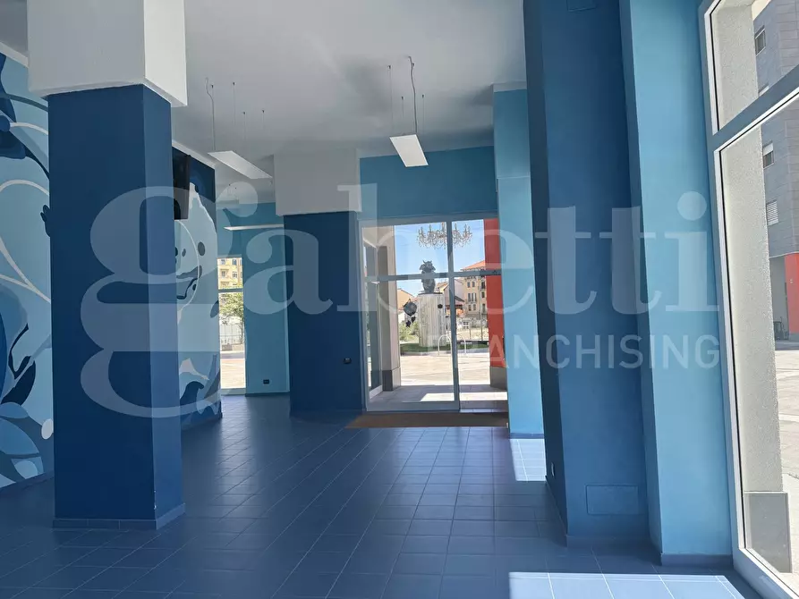 Immagine 11 di Attico in vendita  in Piazza DELLA COSTITUZIONE, 39 a Torino