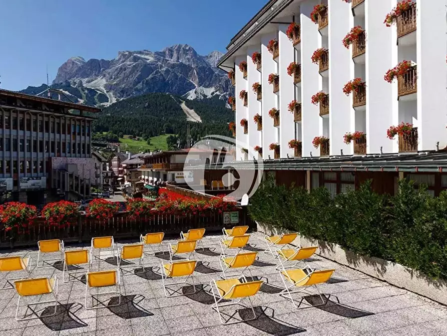 Immagine 19 di Appartamento in vendita  in Largo delle Poste, 39 a Cortina D'ampezzo