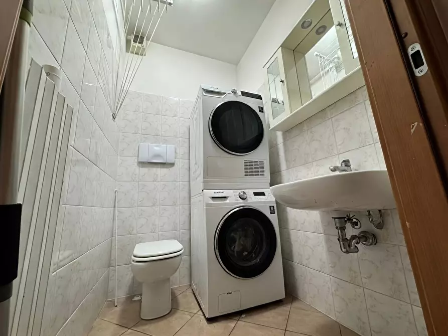 Immagine 13 di Appartamento in vendita  in Via XXIX Maggio, sc a Legnano