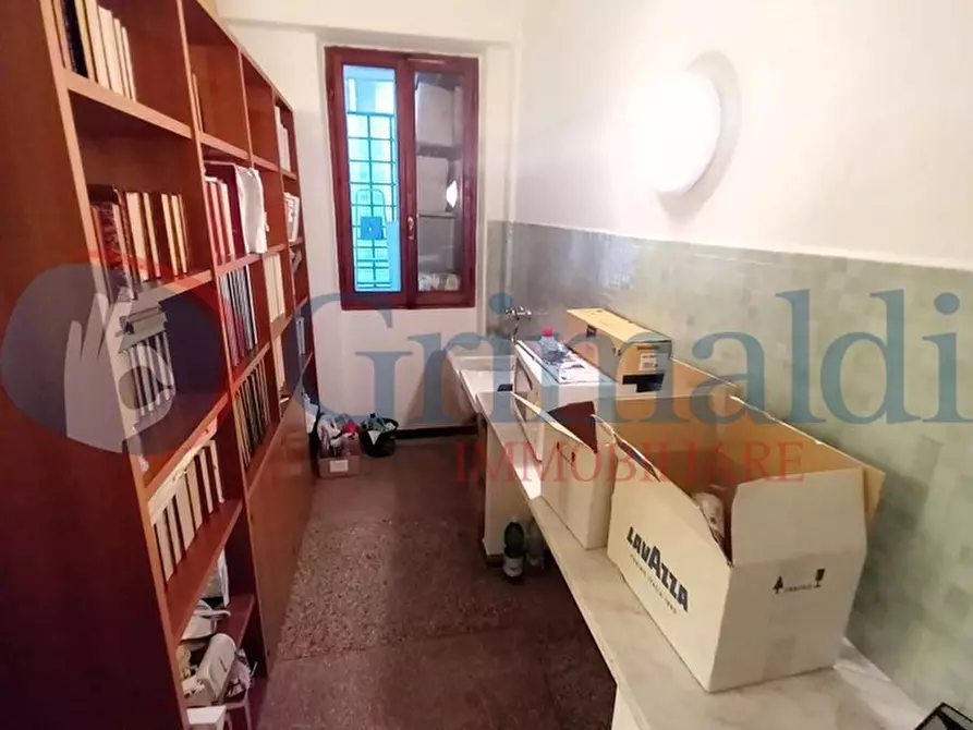 Immagine 9 di Appartamento in vendita  in Viale E. CHIESA, 1 a Massa