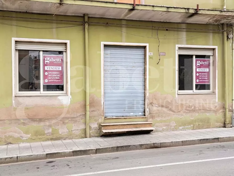 Immagine 7 di Negozio in vendita  in Via Cagliari, 89 a Capoterra