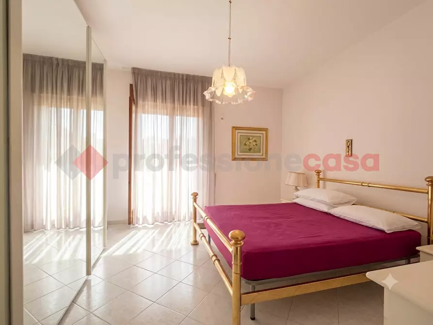 Immagine 5 di Appartamento in vendita  in Viale Teracati, 124 a Siracusa