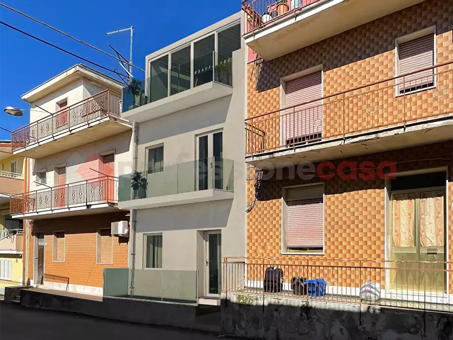 Immagine 2 di Casa indipendente in vendita  in Via Benedetto Croce, 38 a Siracusa