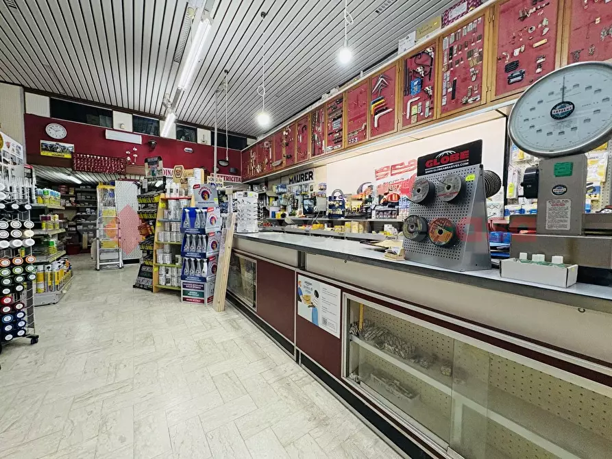 Immagine 3 di Attività commerciale in vendita  in Via TERRACINA, 52 a San Felice Circeo