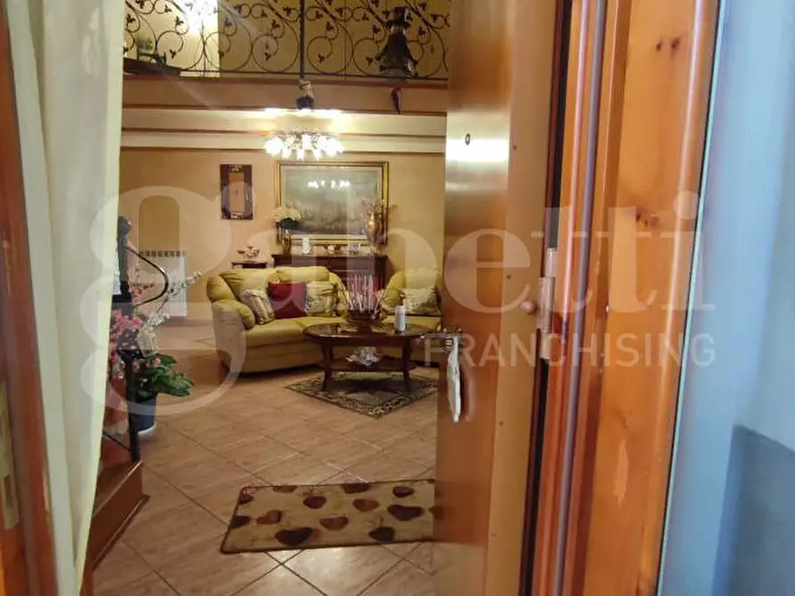 Immagine 5 di Appartamento in vendita  in Corso V. EMANUELE III, 418 a Torre Annunziata