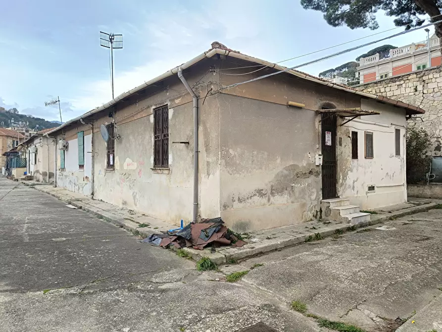 Immagine 1 di Casa indipendente in vendita  in Viale Italia, 45 a Messina