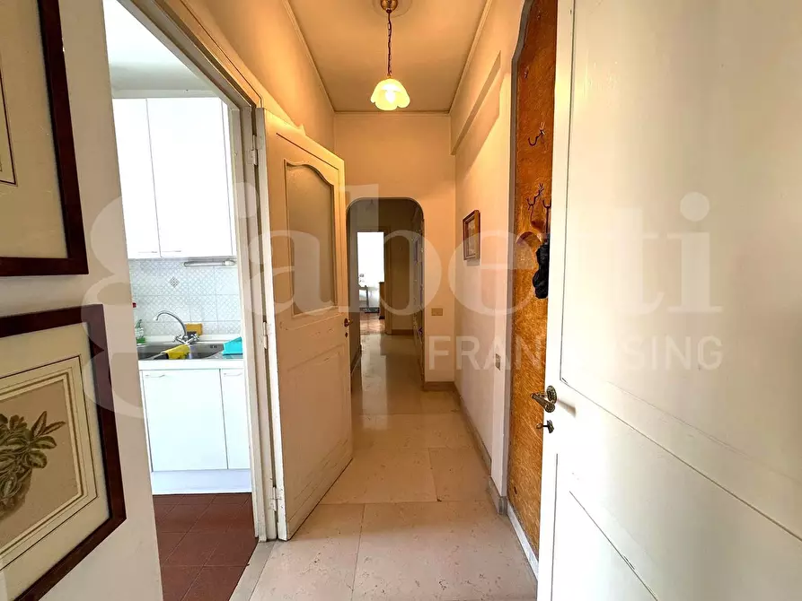 Immagine 19 di Appartamento in vendita  in Via Bolsena a Roma
