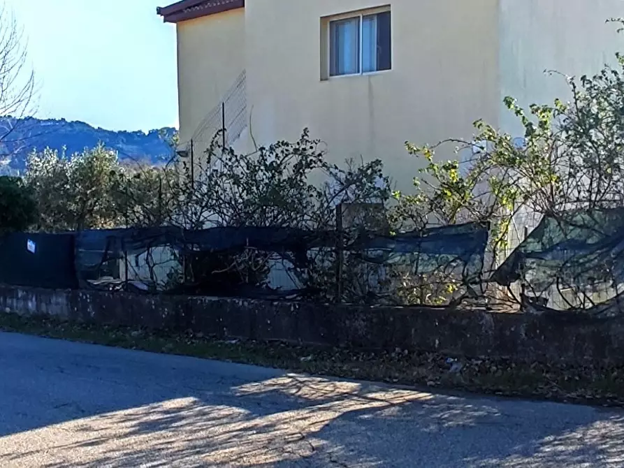 Immagine 3 di Villa in vendita  in LocalitÃ  MORTILLA, SNC a Magisano
