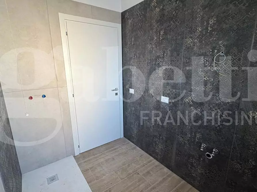 Immagine 16 di Appartamento in vendita  in Via Ricci, snc a Tortoreto