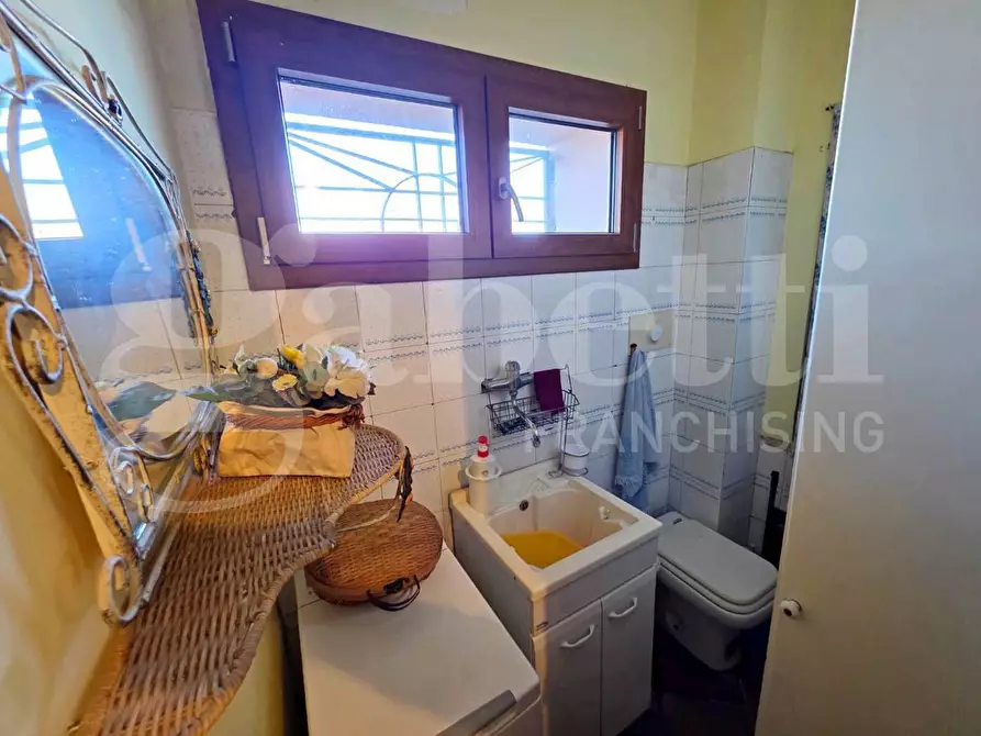 Immagine 30 di Casa bifamiliare in vendita  in Via Seconda Traversa Via Quarto Sant'Antonio, 39 a Marino