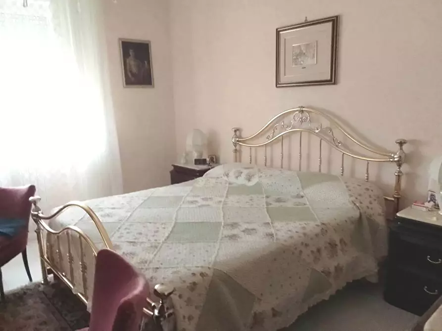 Immagine 11 di Attico in vendita  in Piazza G.B.TEDESCO, 6 a Taranto