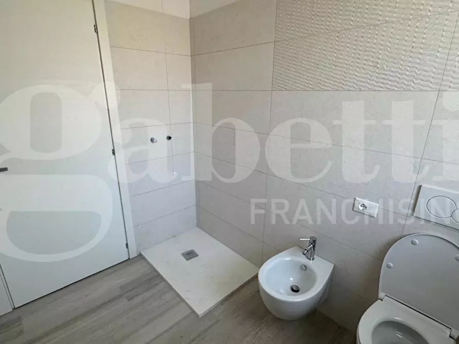 Immagine 18 di Appartamento in vendita  in Via Ricci, snc a Tortoreto