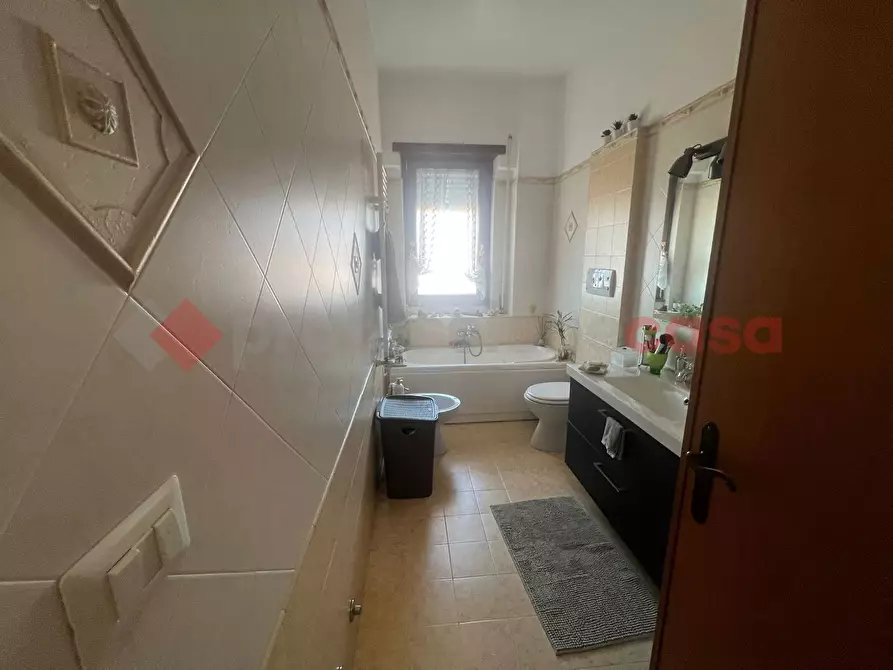 Immagine 10 di Appartamento in vendita  in Via francesco ingoli, 68 a Roma
