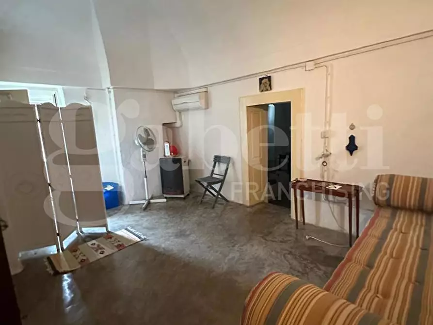 Immagine 7 di Casa indipendente in vendita  in Via Giuseppe Giusti a Ostuni