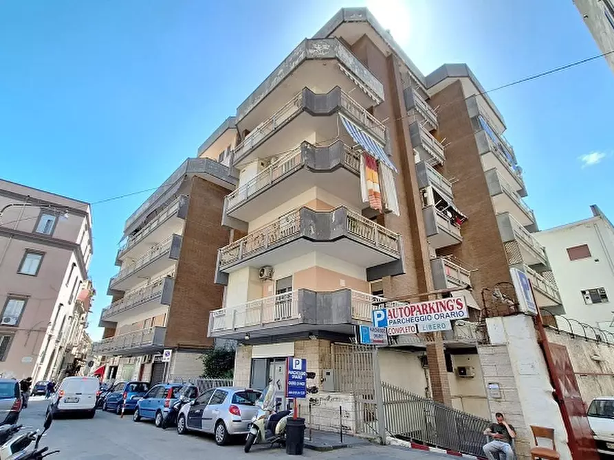 Immagine 1 di Appartamento in affitto  in Via Guglielmo Gasparrini a Napoli