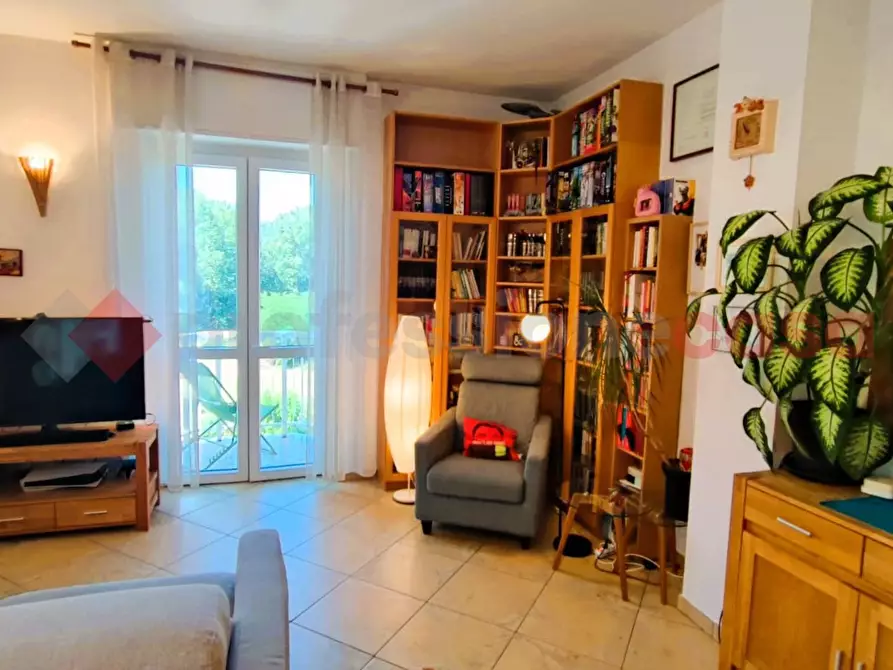 Immagine 30 di Appartamento in vendita  in Via TOGLIATTI, 11 a Locate Di Triulzi