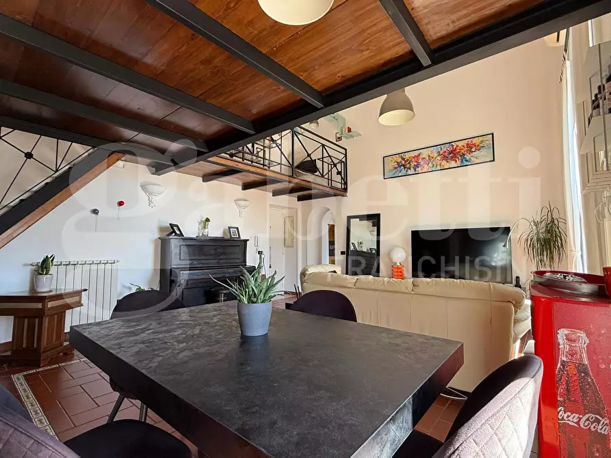 Immagine 20 di Appartamento in vendita  in Via Girolamo Santa Croce, 15 a Napoli