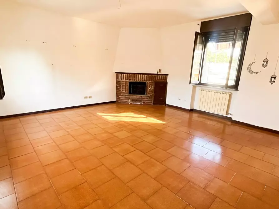 Immagine 14 di Palazzo in vendita  in Via Alessandria, snc a Legnano