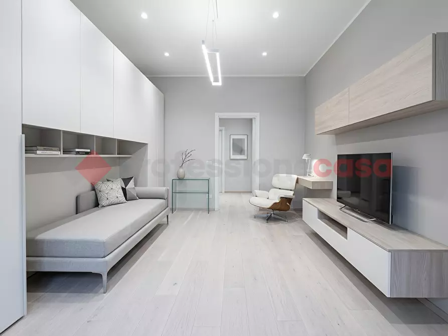 Immagine 9 di Appartamento in vendita  in Via PAVONCELLI a Bari