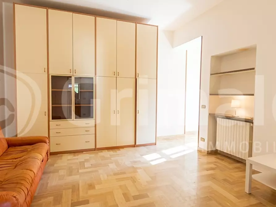 Immagine 2 di Appartamento in vendita  in Via CHIUSA, 38 a Massa