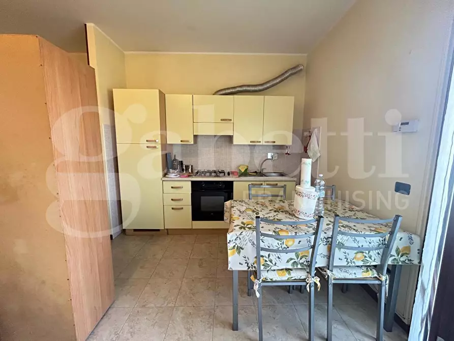 Immagine 3 di Appartamento in vendita  in Via FERRUCCIO TAGLIAVINI a Reggio Nell'emilia