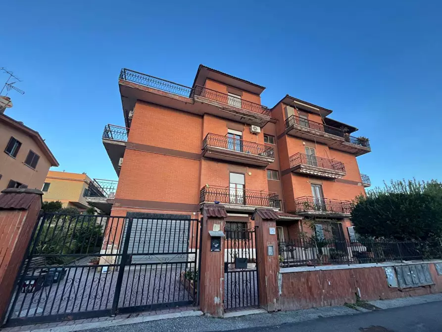 Immagine 1 di Appartamento in vendita  in Via Fiorenzo Tomea, 15 a Roma