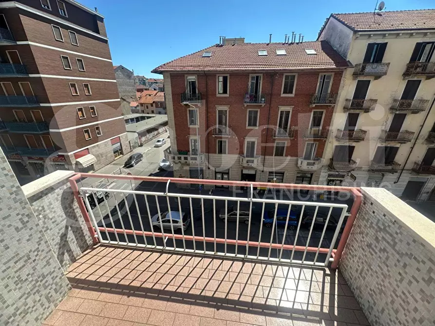 Immagine 29 di Appartamento in vendita  in Via RENATO MARTORELLI, 57 a Torino