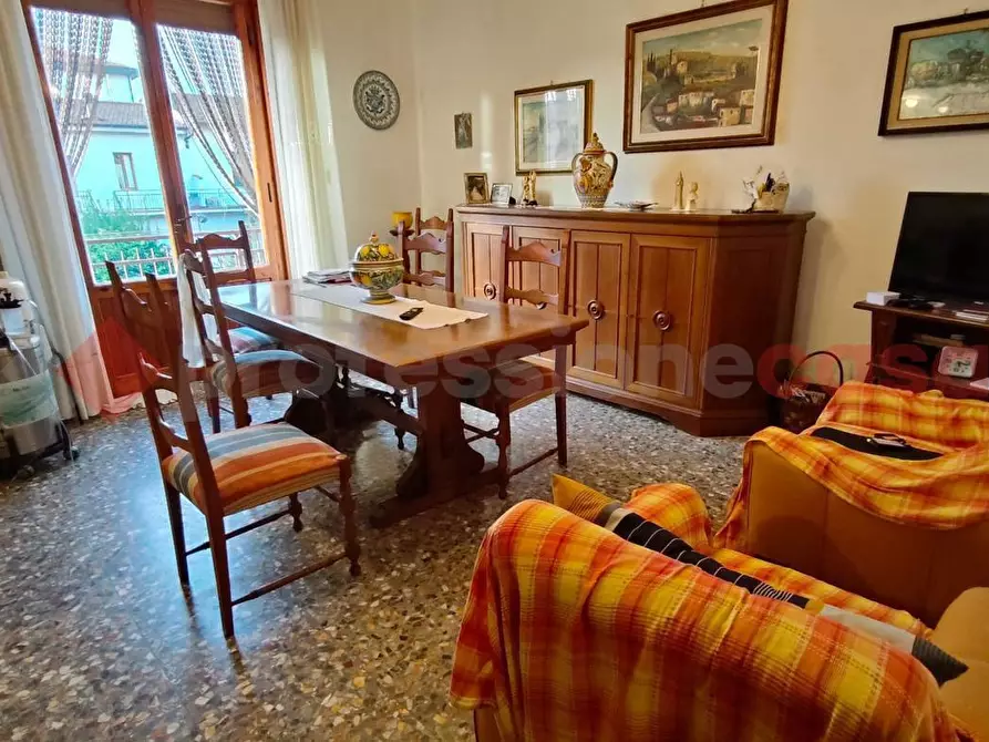 Immagine 1 di Appartamento in vendita  in Via Elio Vittorini a Montelupo Fiorentino
