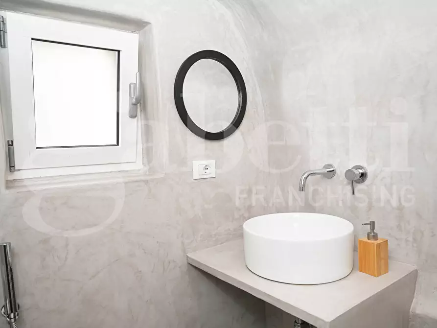 Immagine 32 di Casa indipendente in vendita  in Via Piccinni a Ostuni