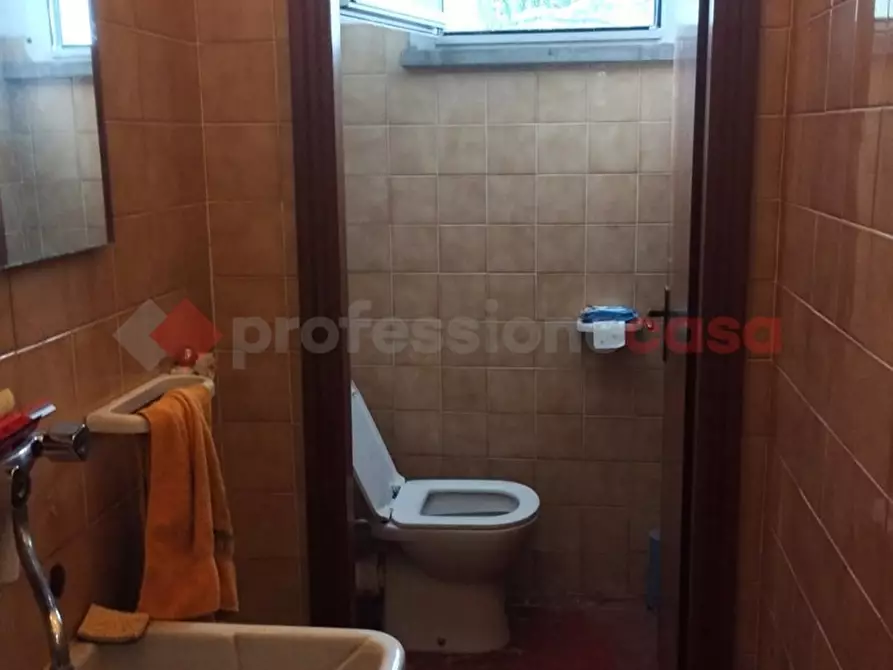 Immagine 12 di Negozio in vendita  in Via XXV APRILE, 1 a Binasco