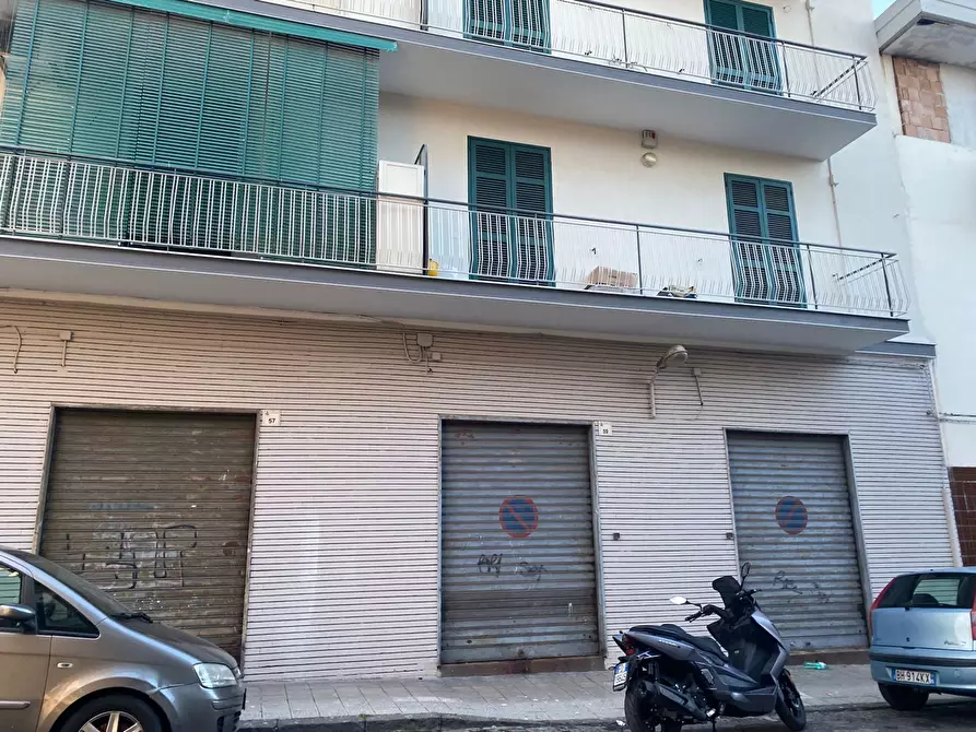 Immagine 5 di Negozio in vendita  in Via Mario Recanati, 55 a San Giorgio A Cremano