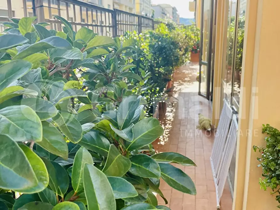 Immagine 3 di Appartamento in vendita  in Viale della libertÃ  a Livorno