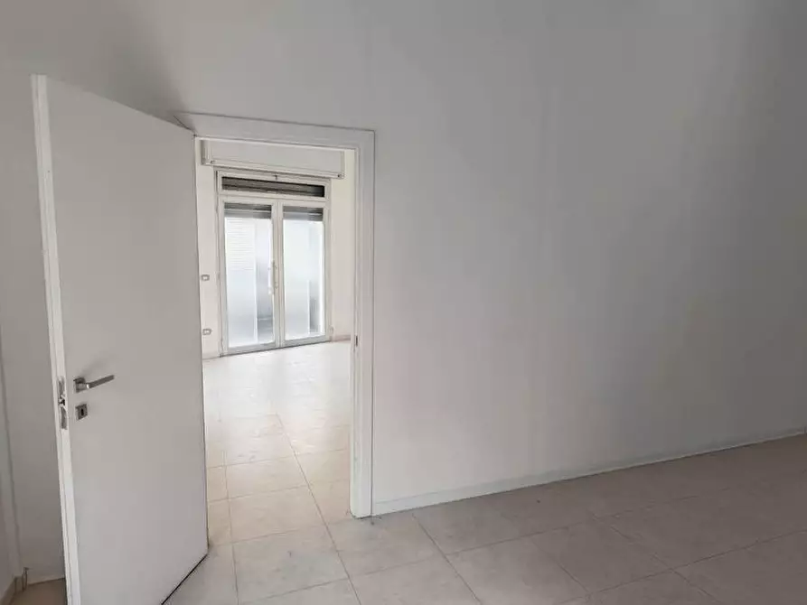 Immagine 7 di Appartamento in vendita  in Via Gorizia, 28 a Trani