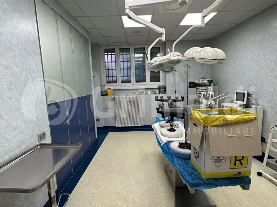 Immagine 36 di Attività commerciale in vendita  in Via Giovanni Pezzotti, 10 a Milano