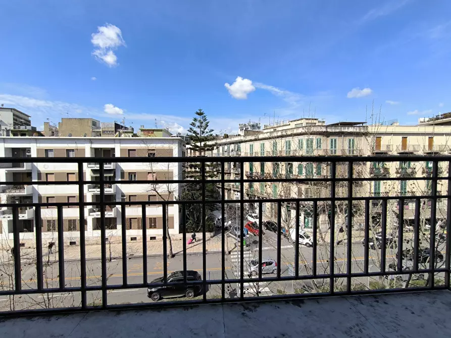 Immagine 30 di Appartamento in vendita  in Via Garibaldi, 170 a Messina