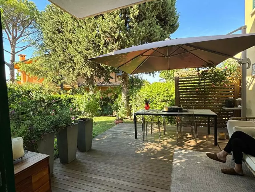 Immagine 7 di Casa quadrifamiliare in vendita  in Via dei Pini, - a Riccione