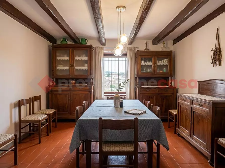 Immagine 2 di Villa in vendita  in Via del Monte Gazzano a Villa Minozzo