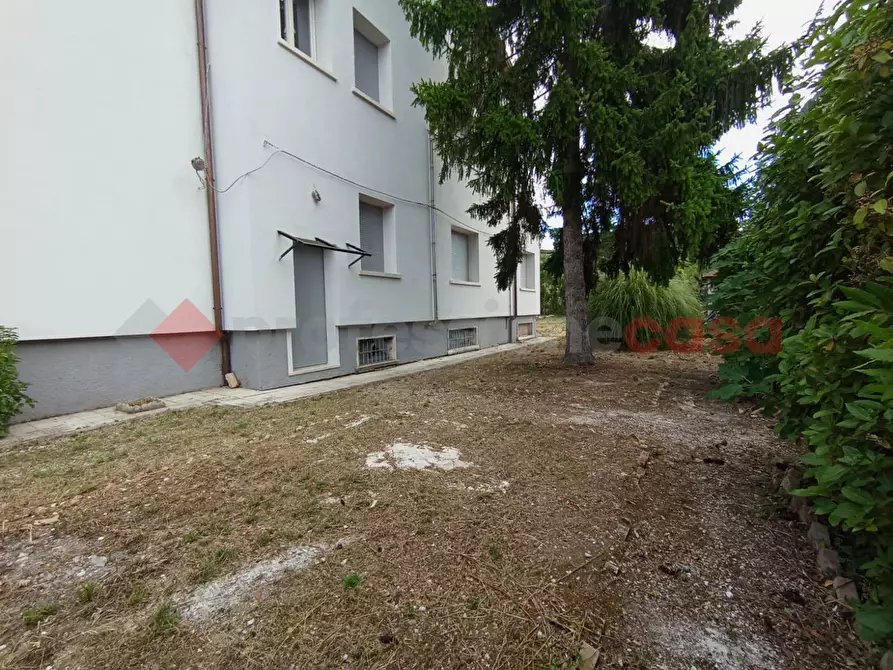 Immagine 3 di Casa bifamiliare in vendita  in Via Fraz. Santa Croce a Spoleto