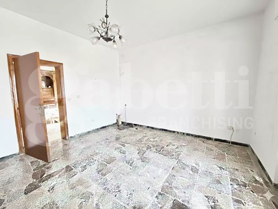 Immagine 15 di Appartamento in vendita  in Via Cairoli, 8 a Alba Adriatica