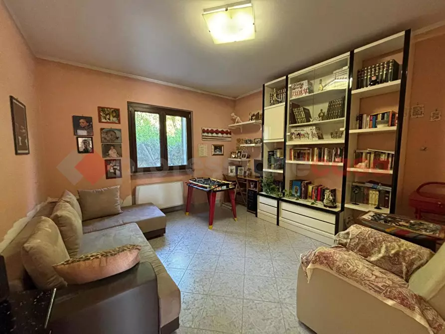 Immagine 22 di Villa in vendita  in Via Favale, 92 a Sgurgola