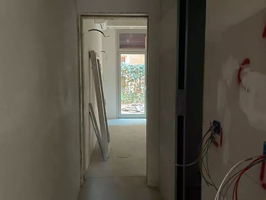 Immagine 10 di Appartamento in vendita  in Via Castiglione, 91 a Bologna