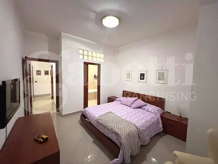 Immagine 10 di Appartamento in vendita  in Via Vincenzo Ciardo a Napoli