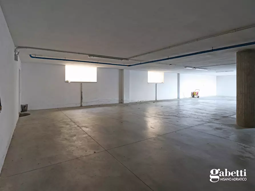 Immagine 12 di Negozio in vendita  in Via Litoranea Sud, 80 a Misano Adriatico