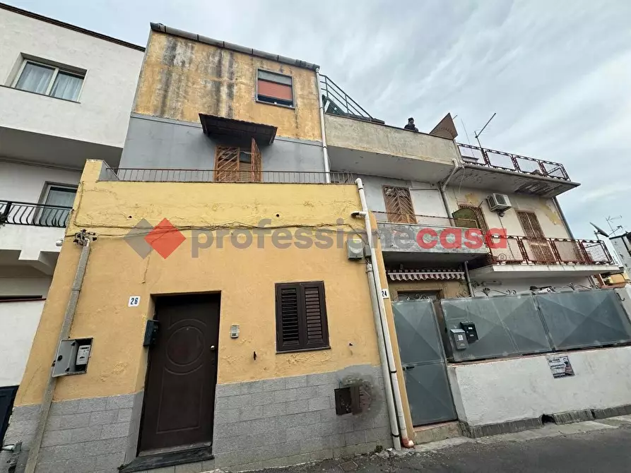 Immagine 1 di Appartamento in vendita  in Via Carcara, 24 a San Gregorio Di Catania