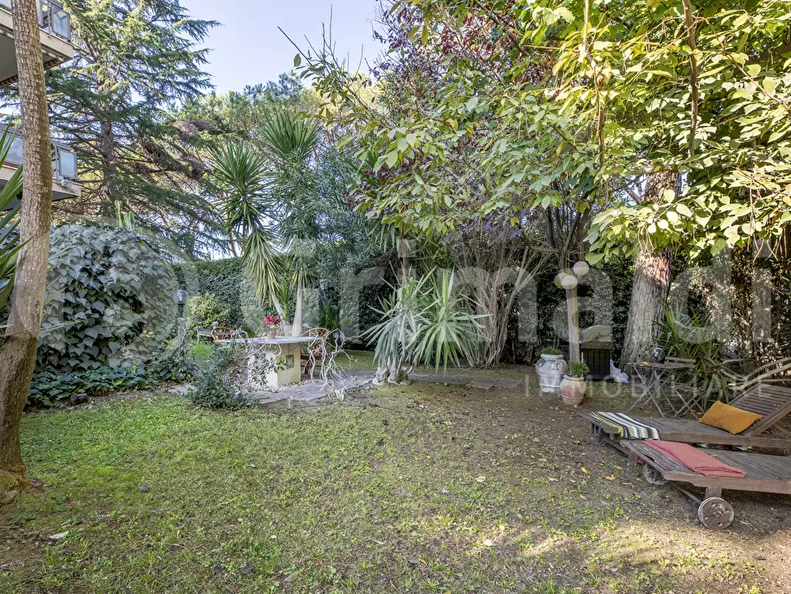 Immagine 6 di Appartamento in vendita  in Via dei Faggella, 10 a Roma
