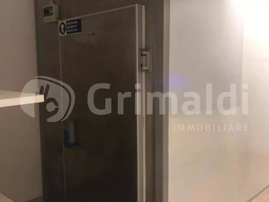 Immagine 11 di Negozio in affitto  in Via Antonio Gramsci a Corciano