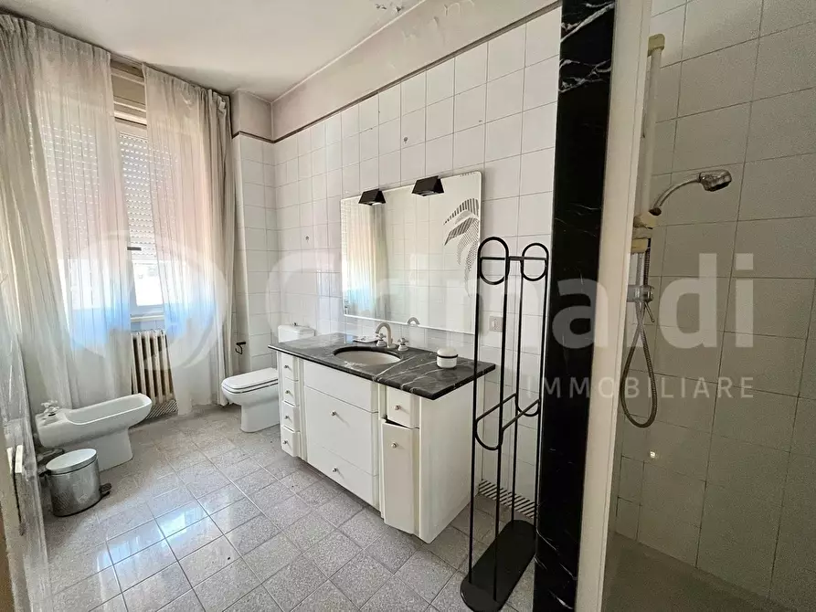 Immagine 23 di Appartamento in vendita  in Via DEMOCRAZIA, 1250 a Massa