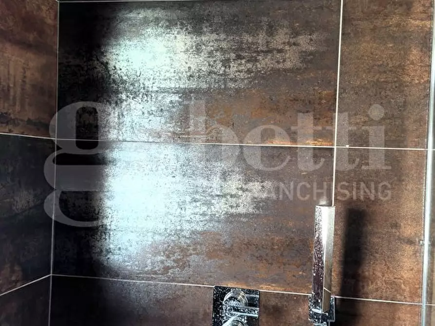 Immagine 28 di Appartamento in vendita  in Via Enrico Toti, 2 a Lecce