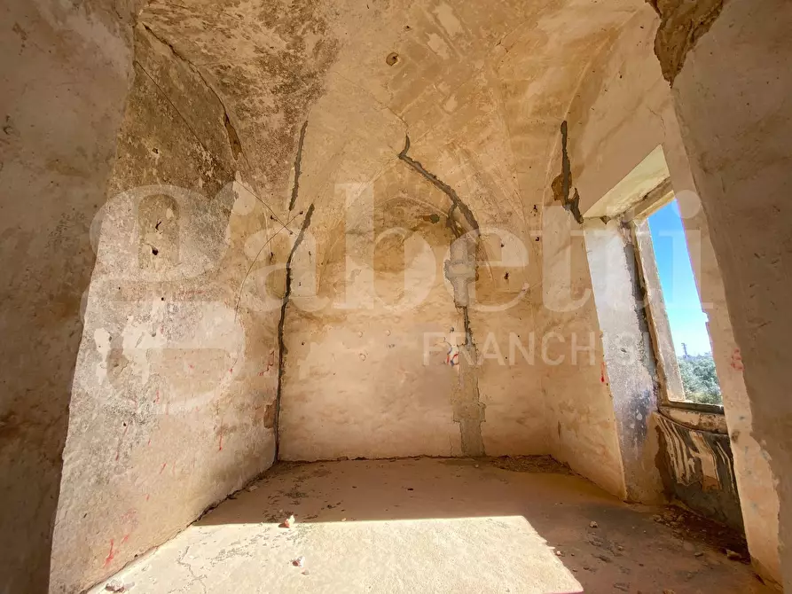 Immagine 10 di Rustico / casale in vendita  in Via Circonvallazione a Veglie